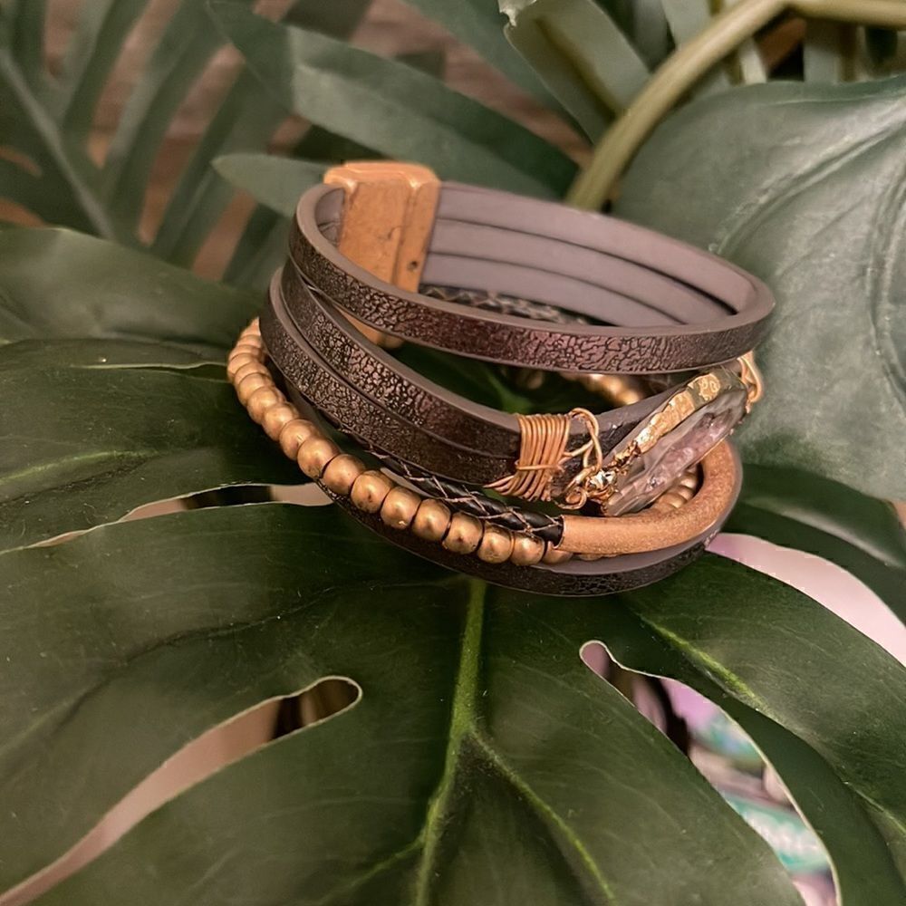 Saachi Optical Stacked Leather Boho Bracelet w/druzy smoky quartz magnetic - Picture 14 of 14